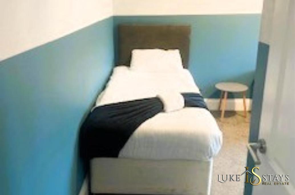 Luke Stays - Welbeck Road Newcastle upon Tyne Luaran gambar